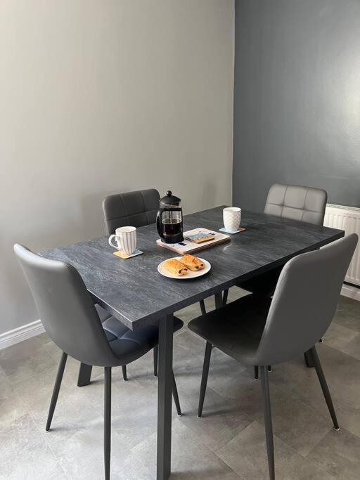 Seaside Apartment - 2 Storey 2 Bedrooms Ballycastle Eksteriør bilde