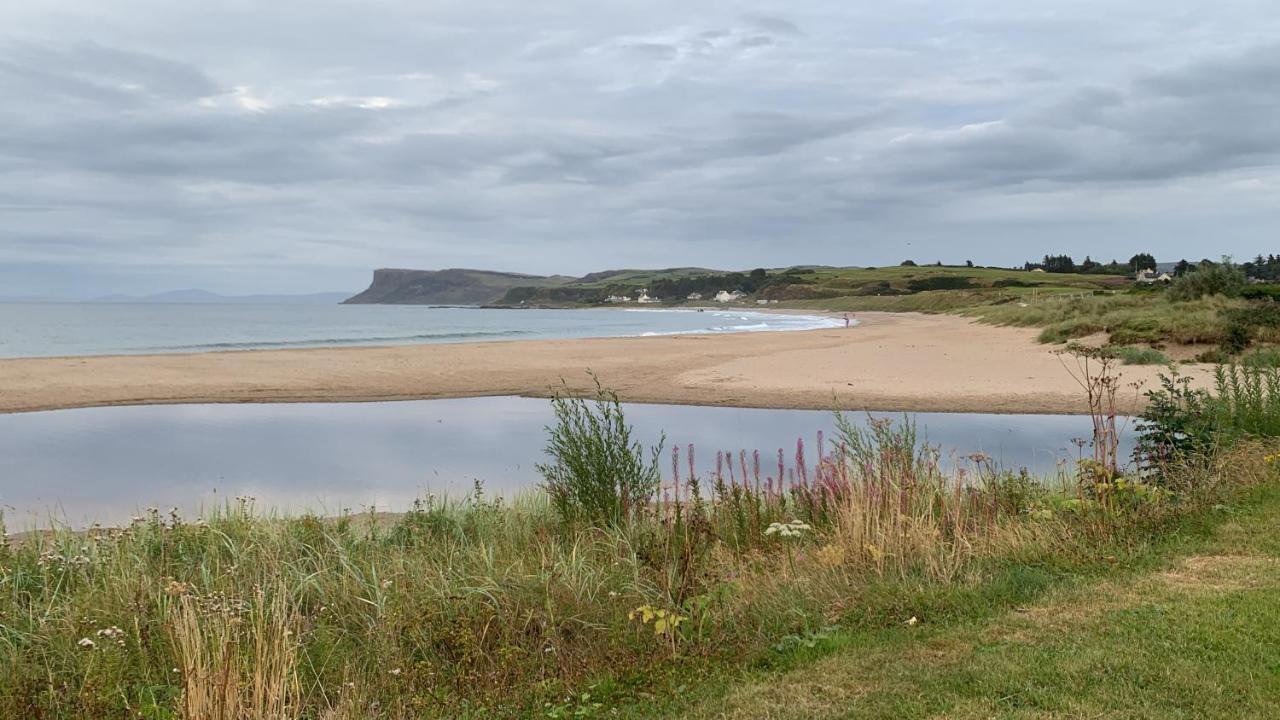 Seaside Apartment - 2 Storey 2 Bedrooms Ballycastle Eksteriør bilde